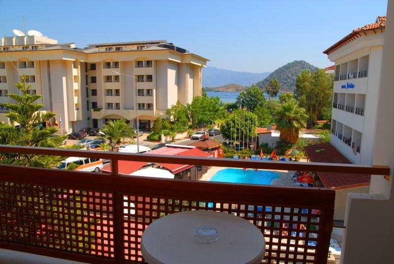 Melita Apart Hotel İçmeler Exterior foto